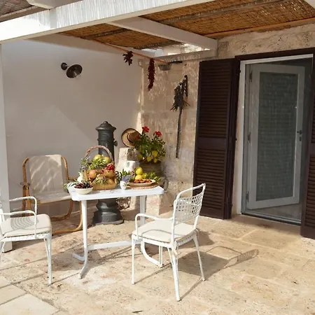 Trullo Gaio - -valle D'itria- Ostuni